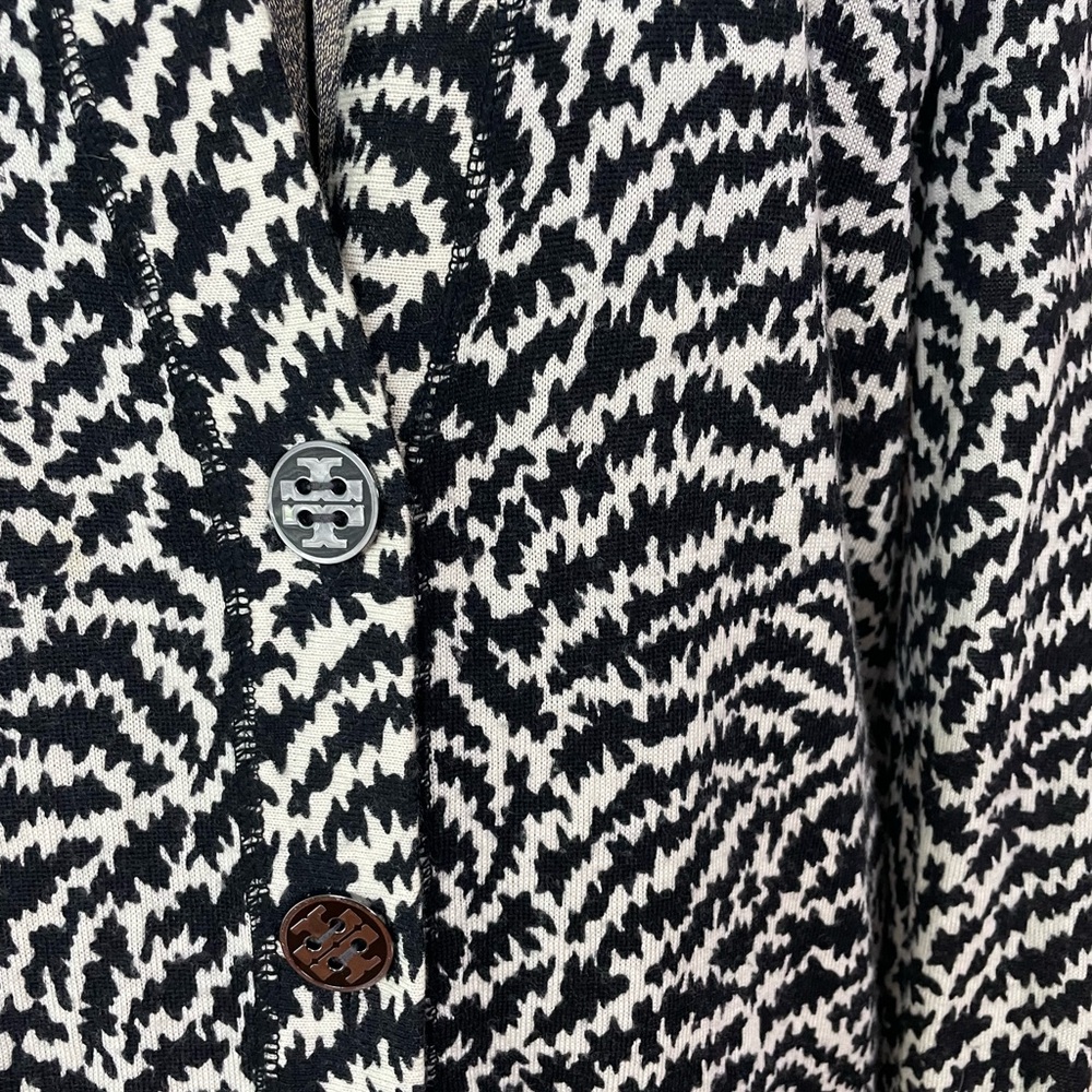 Tory Burch Simone Boyfriend Merino Wool Black & White Cardigan - Size Medium - Picture 4 of 11